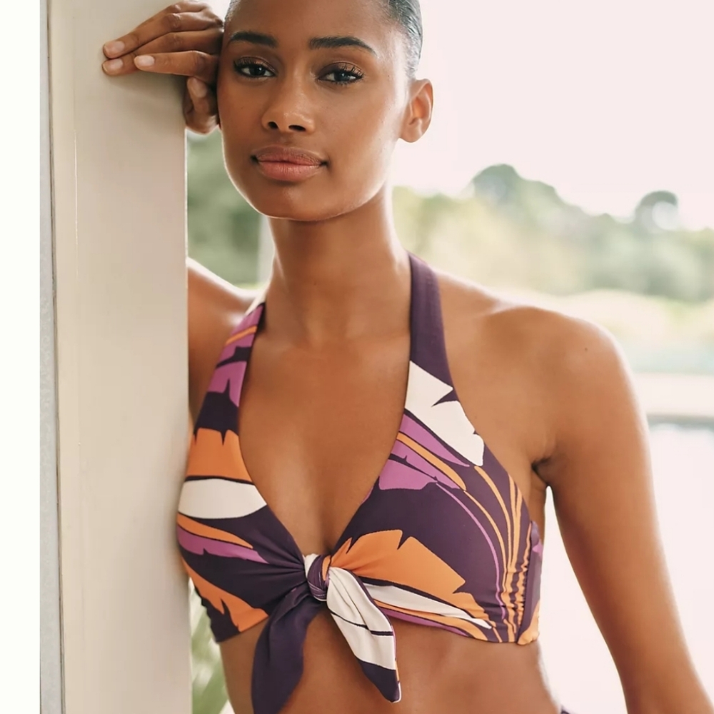 NWT Celandine Tie-Front Triangle Bikini Top